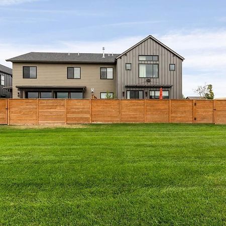 Luxury Townhome On The Park With Bridger Mtn Views Bozeman Eksteriør bilde