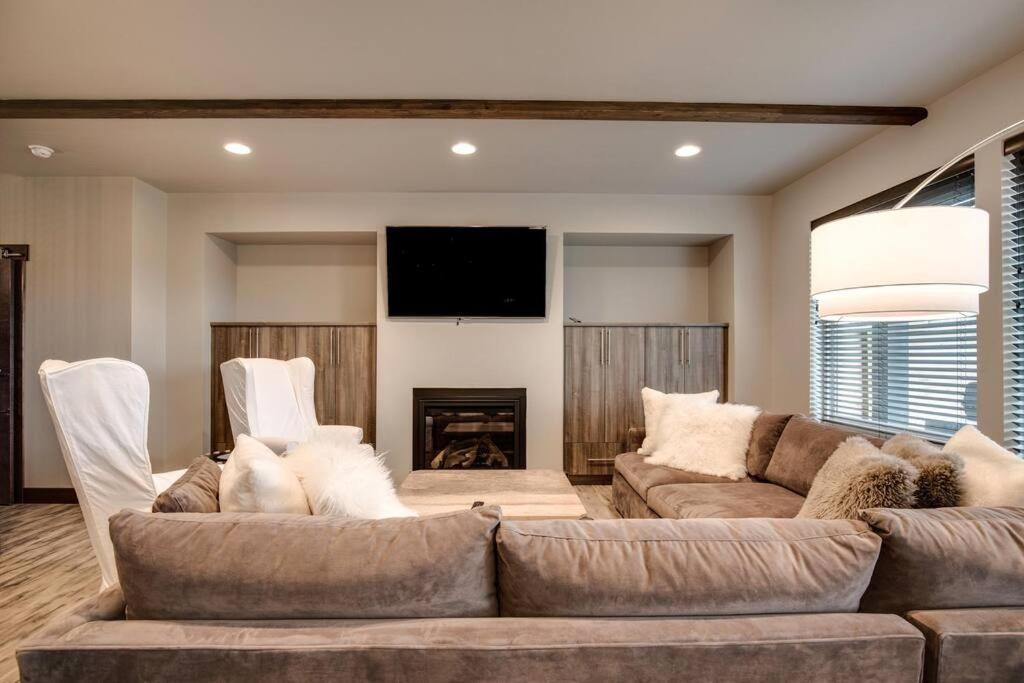 Luxury Townhome On The Park With Bridger Mtn Views Bozeman Eksteriør bilde