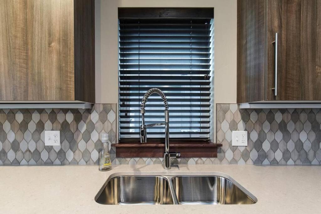 Luxury Townhome On The Park With Bridger Mtn Views Bozeman Eksteriør bilde